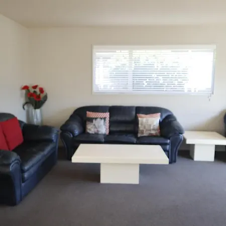 Location Ocean & Mountain Views Close To Park Kaikoura Exterior photo